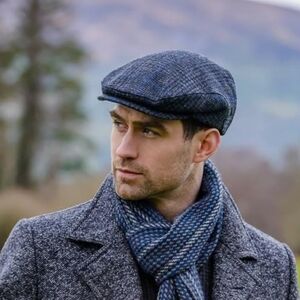 NWT Mucros Weavers Trinity Wool Cap, black, gray, blue, plaid, Ireland, size M